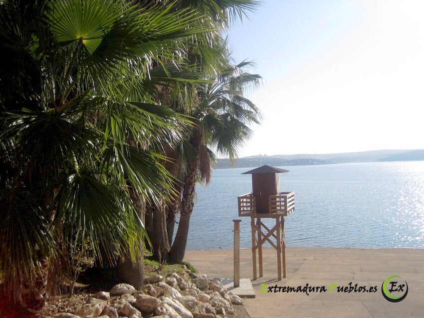 Ver Playa de Orellana la Vieja